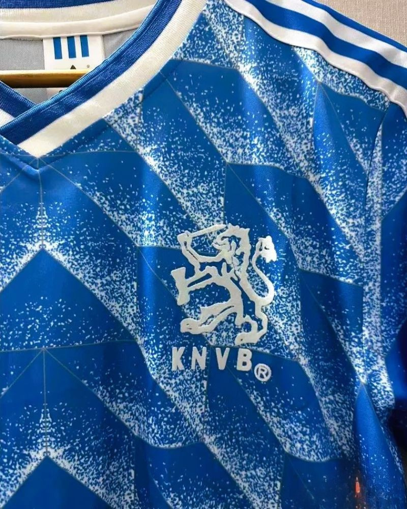 VAN BASTEN MARCO 1988-89 (Neth)