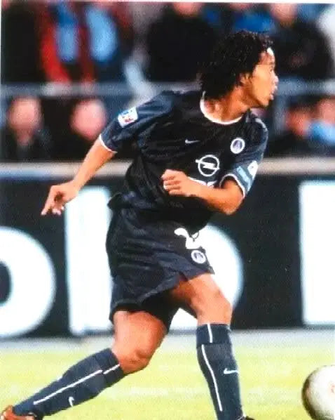 RONALDINHO 2001-02 (Psg) World Football Stadium