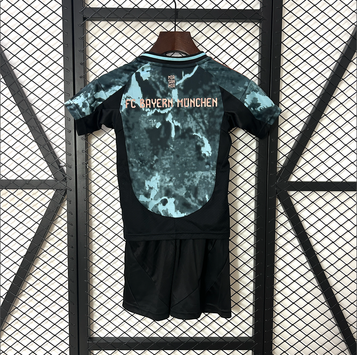 BAYERN MUNCHEN Kid Kit
