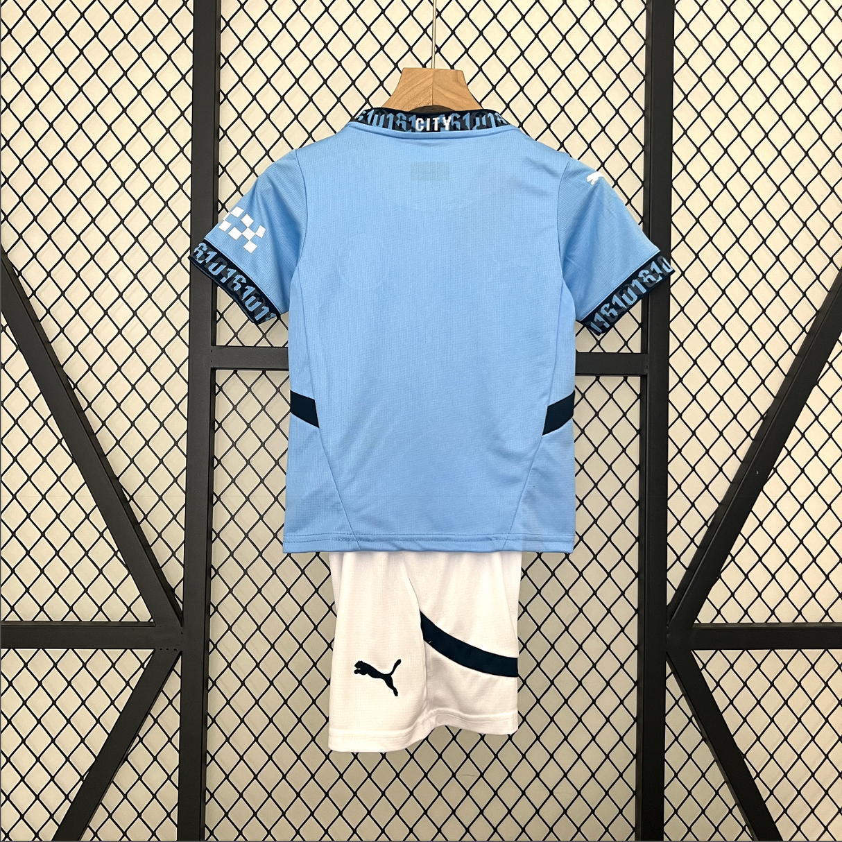 MANCHESTER CITY kid kit